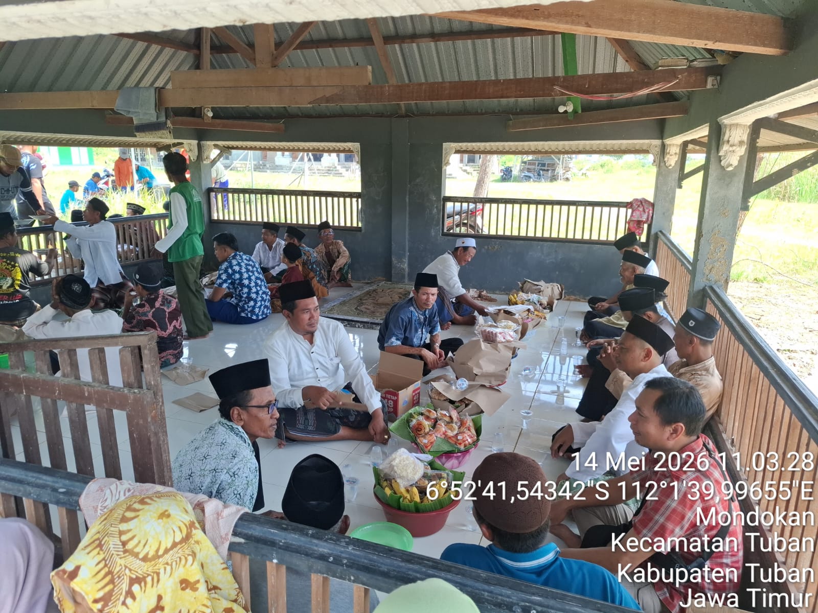 Warga Kelurahan Mondokan Gelar Sedekah Bumi di Pasujudan Mbah Surojiwo