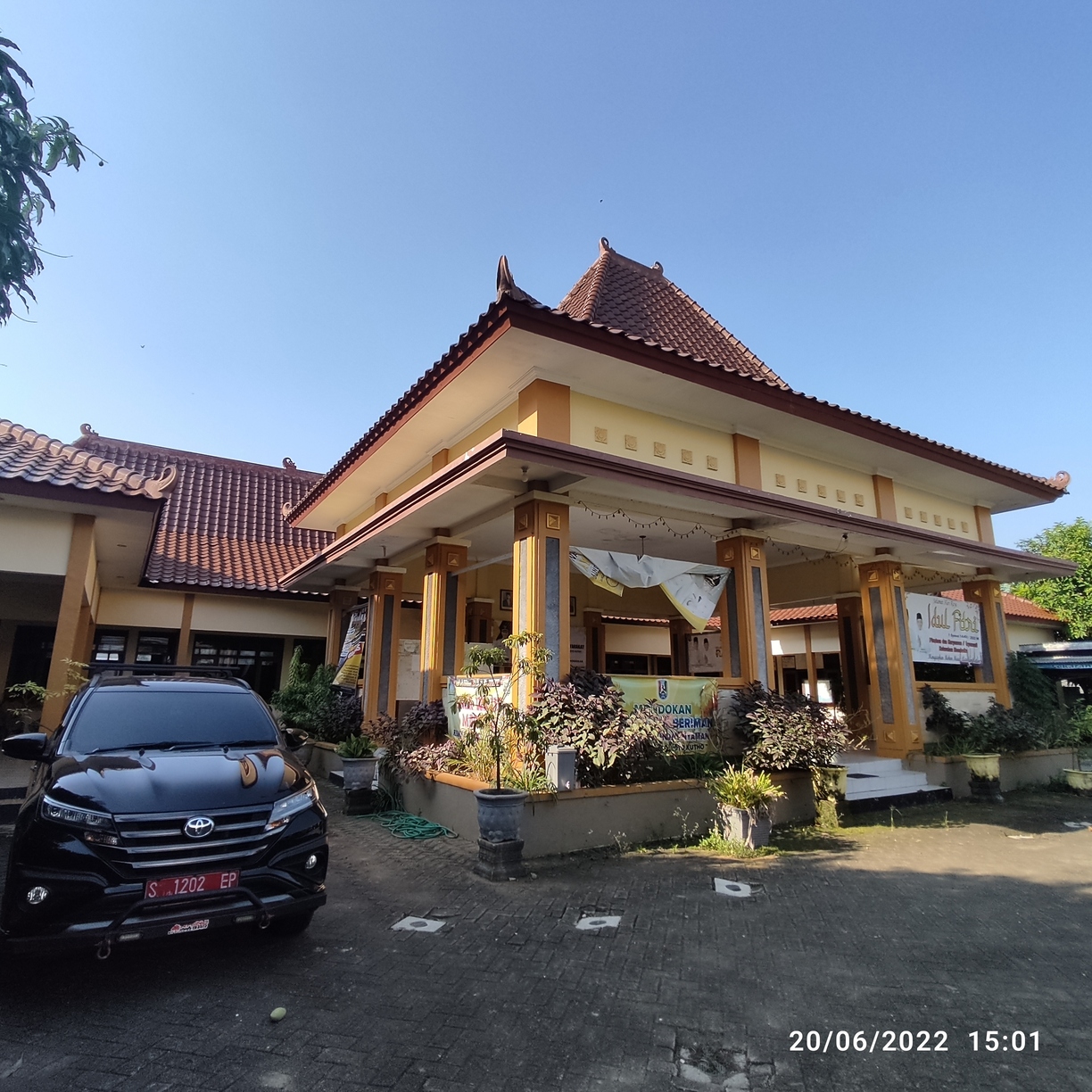 Pendopo Kelurahan Mondokan